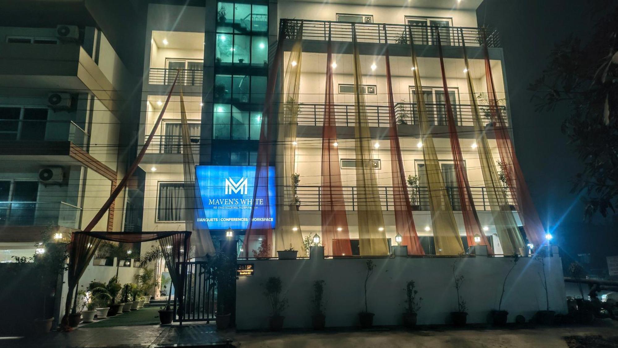 ホテル Mavens White Artemis Hospital Road Sector 52 グルガウン エクステリア 写真